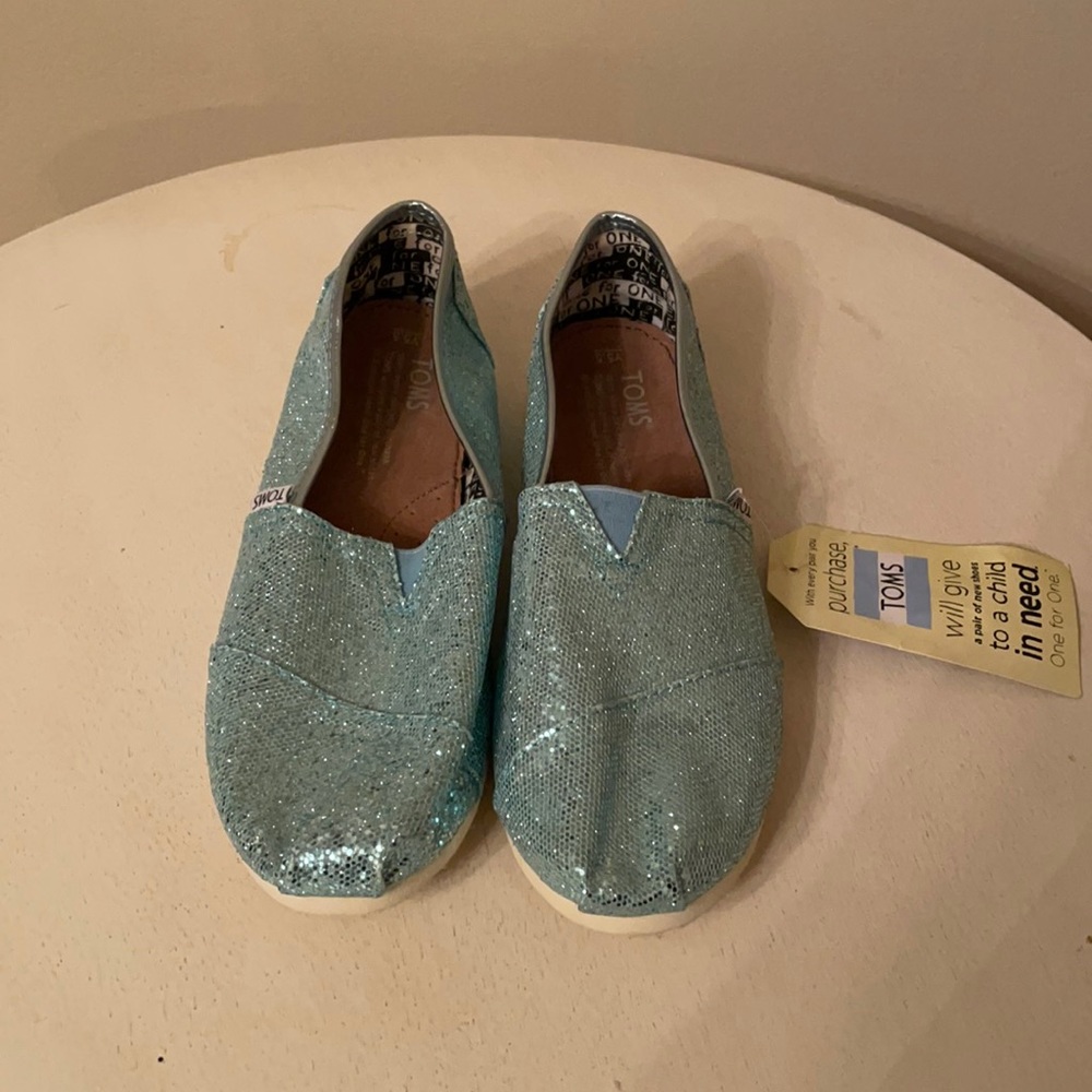 Turquoise Glitter TOMS youth 5.5